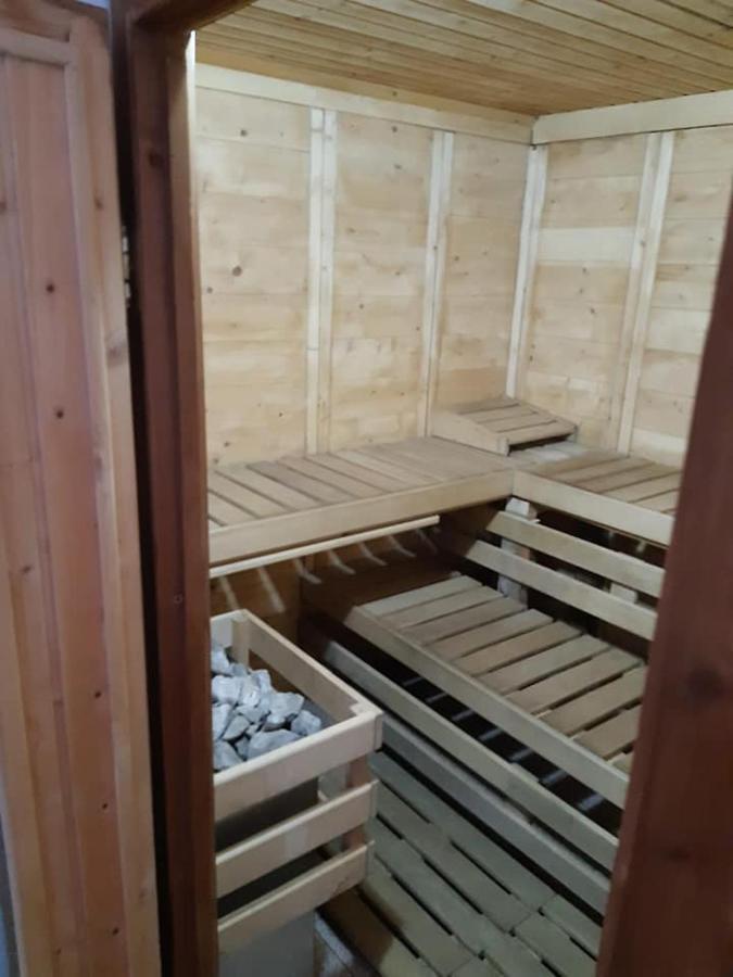 Pensiunea Bradet -
