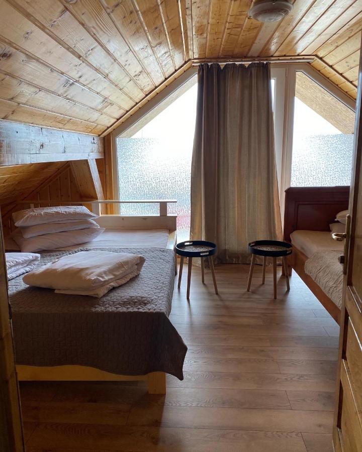 Guest house Pensiunea Bradet -